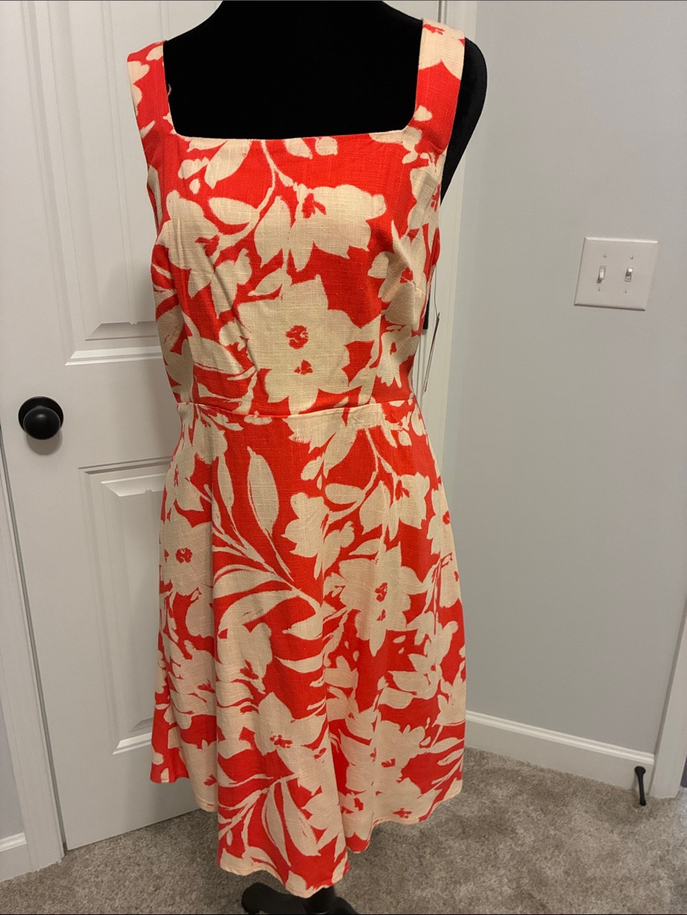 Vince Camuto Red and Cream Floral Midi Dress